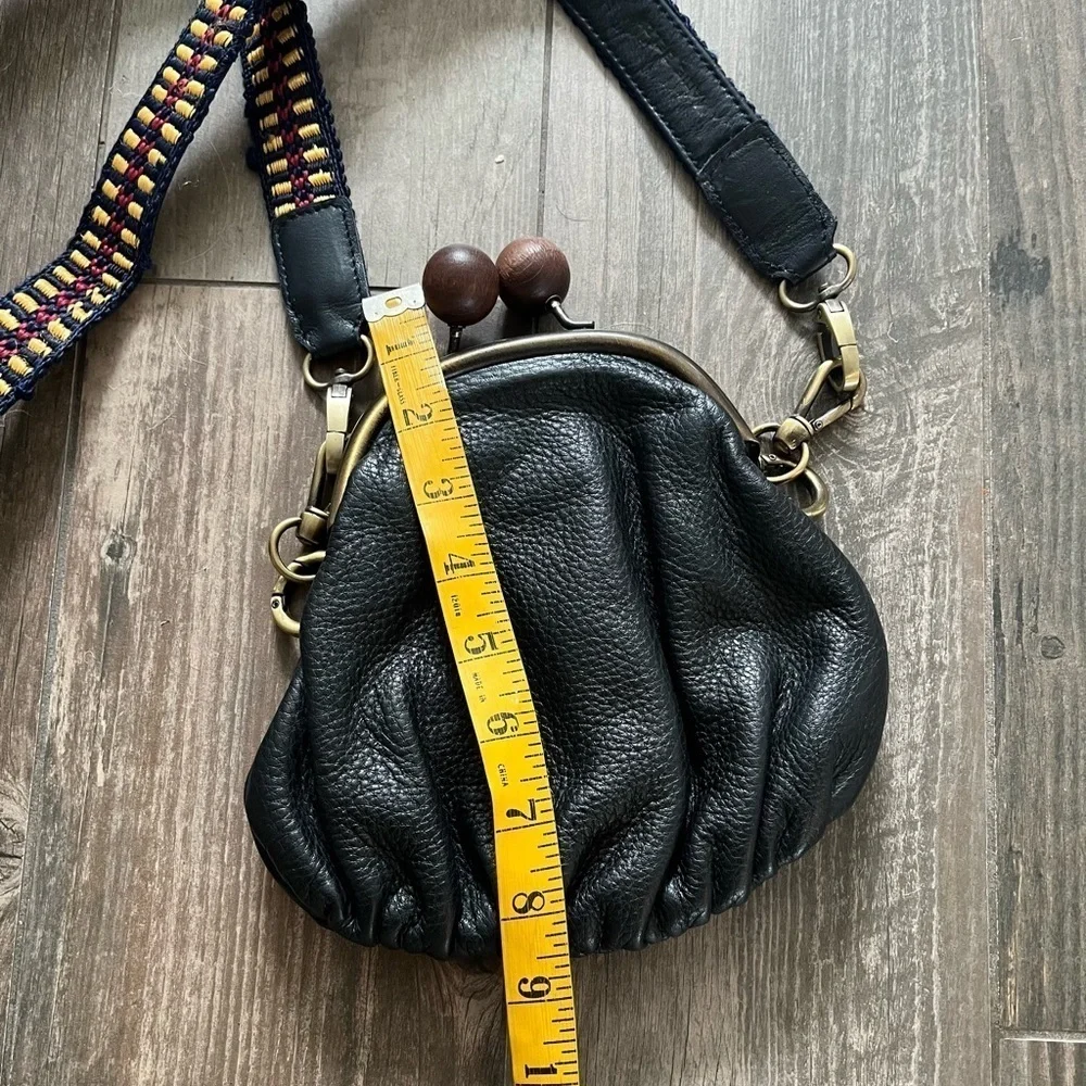 Erva Black Pebbled Leather Purse Navy Texture Strap Wooden Kiss Lock $420